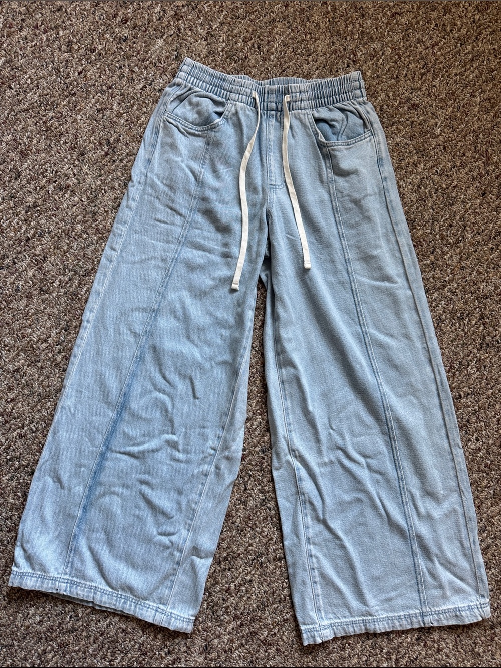 Universal Thread Light Blue Wide-Leg Drawstring Jeans